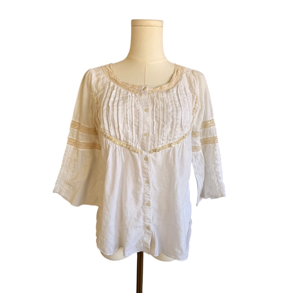 Free People White Cotton Lace Pintuck Boho Blouse Size 2 Scoop Neck 3/4 Sleeve